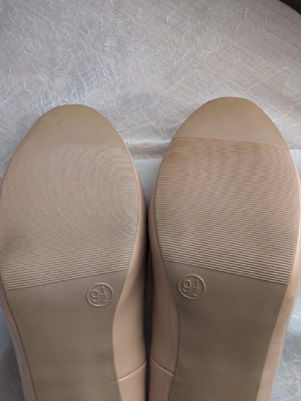 Mossimo Supply Co. Women's Patent Nude/Taupe Round-Toe Heels - Picture 6 of 8